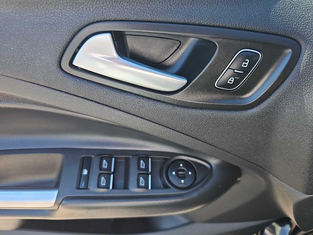 Ford Escape SEL FWD 2019