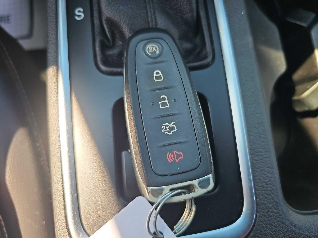 Ford Escape SEL FWD 2019