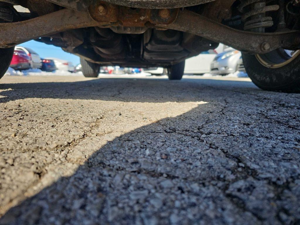 Ford Explorer 4dr 114" WB 4.6L XLT 4WD 2006