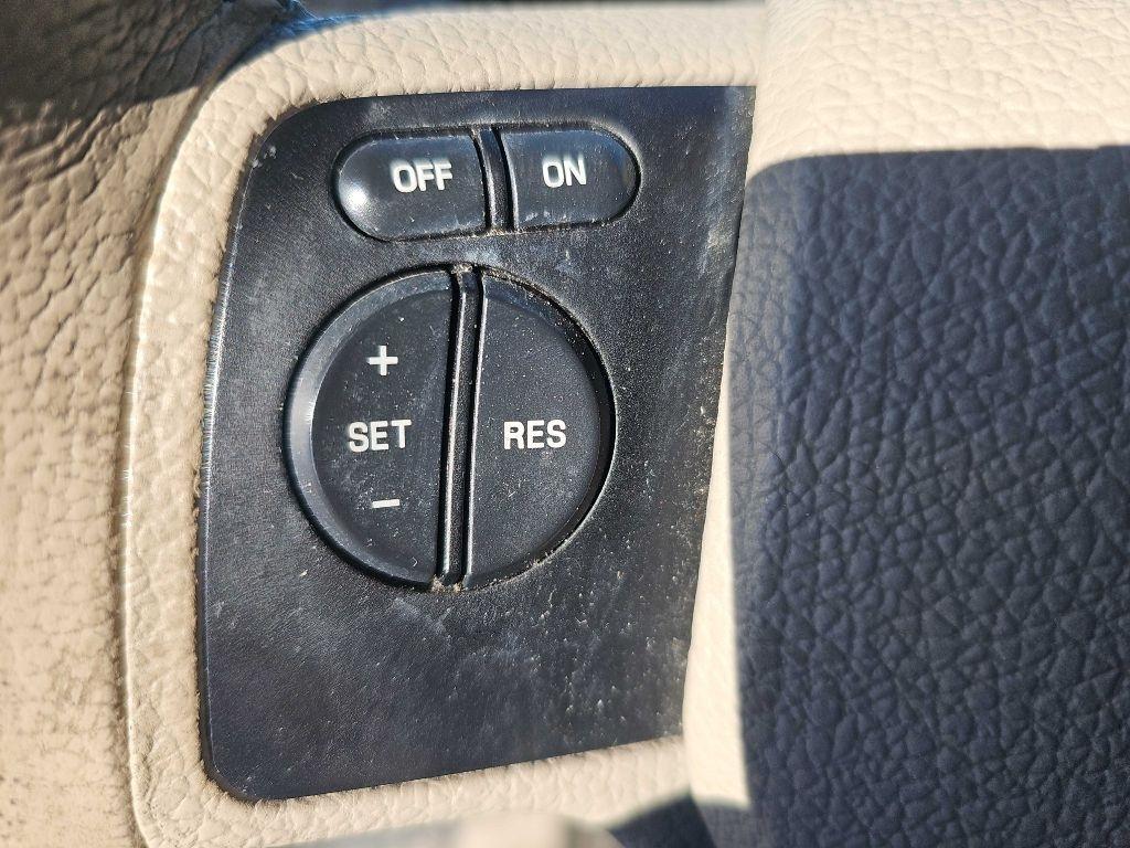 Ford Explorer 4dr 114" WB 4.6L XLT 4WD 2006