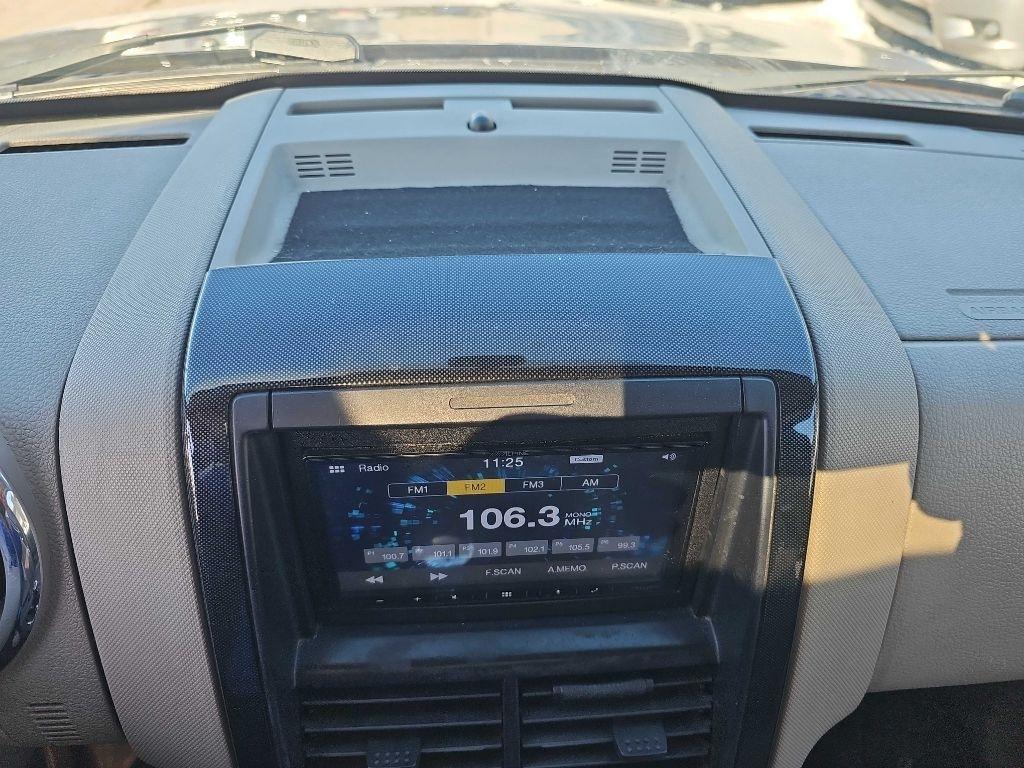 Ford Explorer 4dr 114" WB 4.6L XLT 4WD 2006