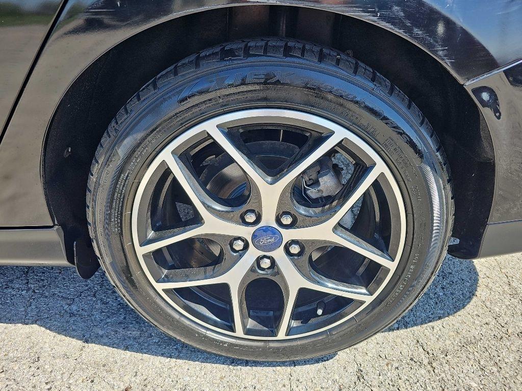 Ford Focus SEL Sedan 2018