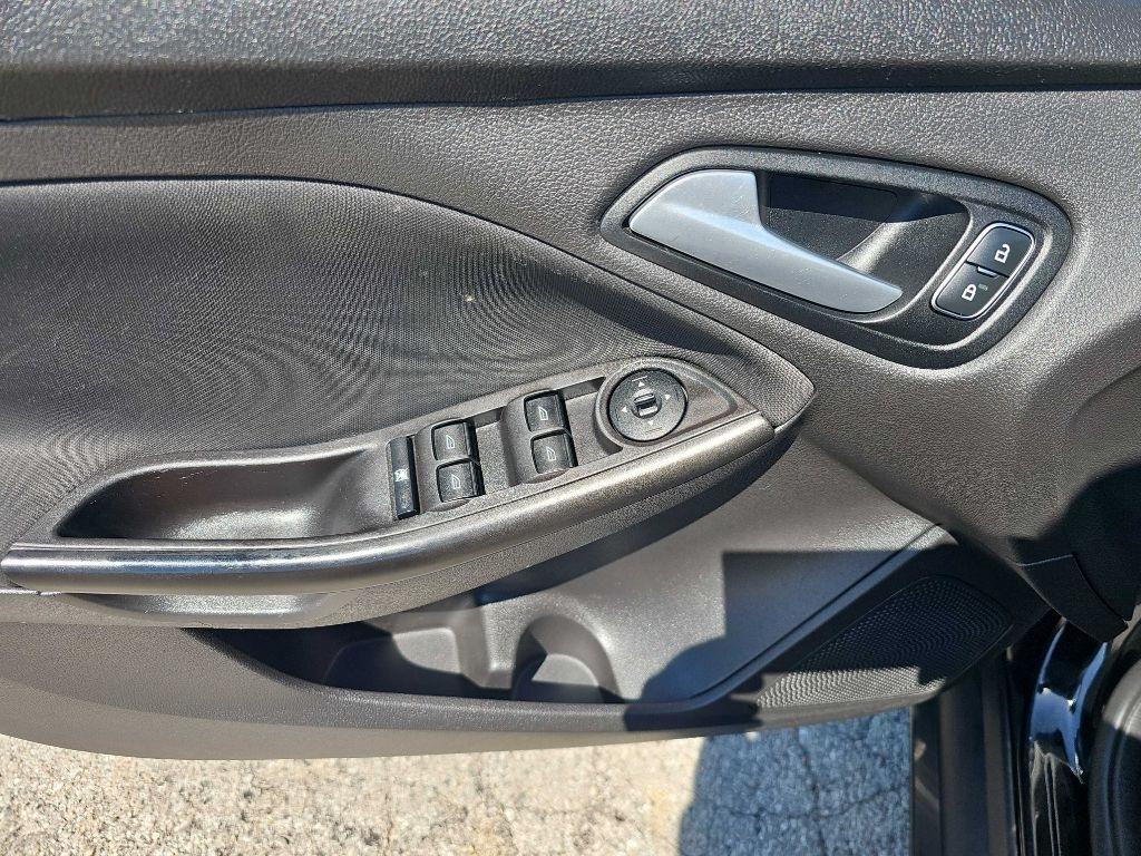 Ford Focus SEL Sedan 2018