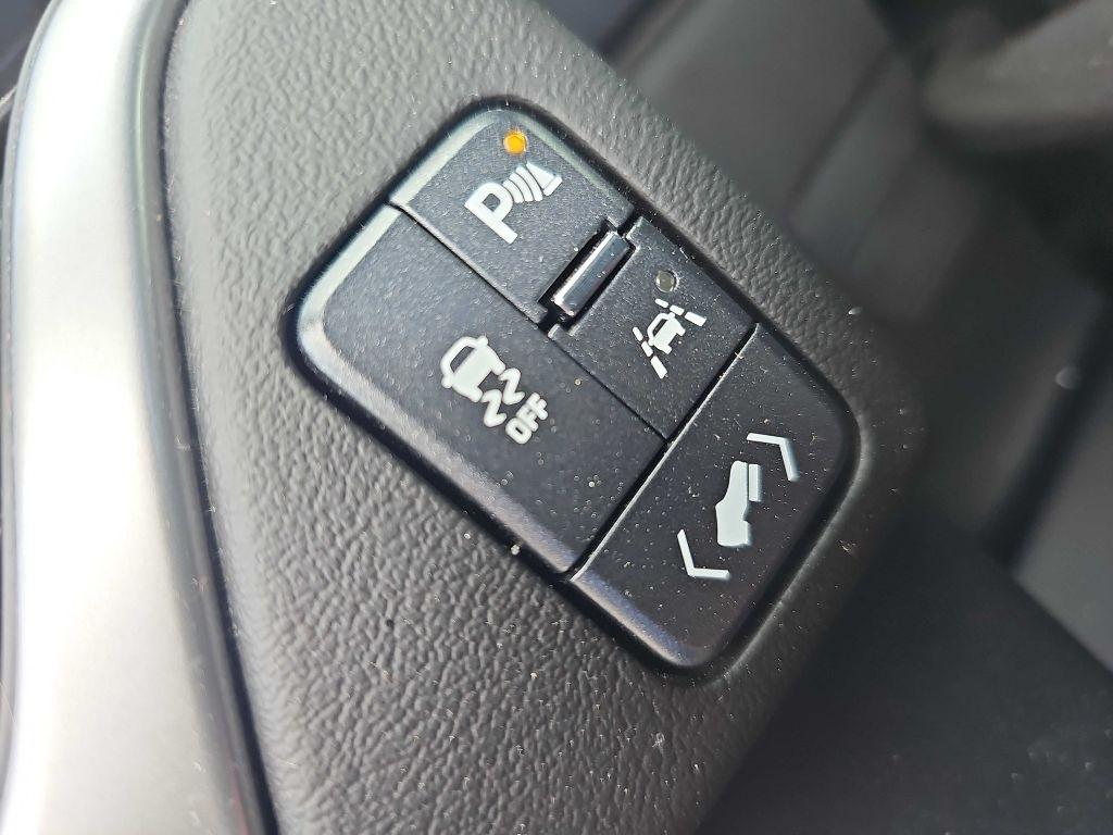 Chevrolet Tahoe 4WD 4dr LT 2017