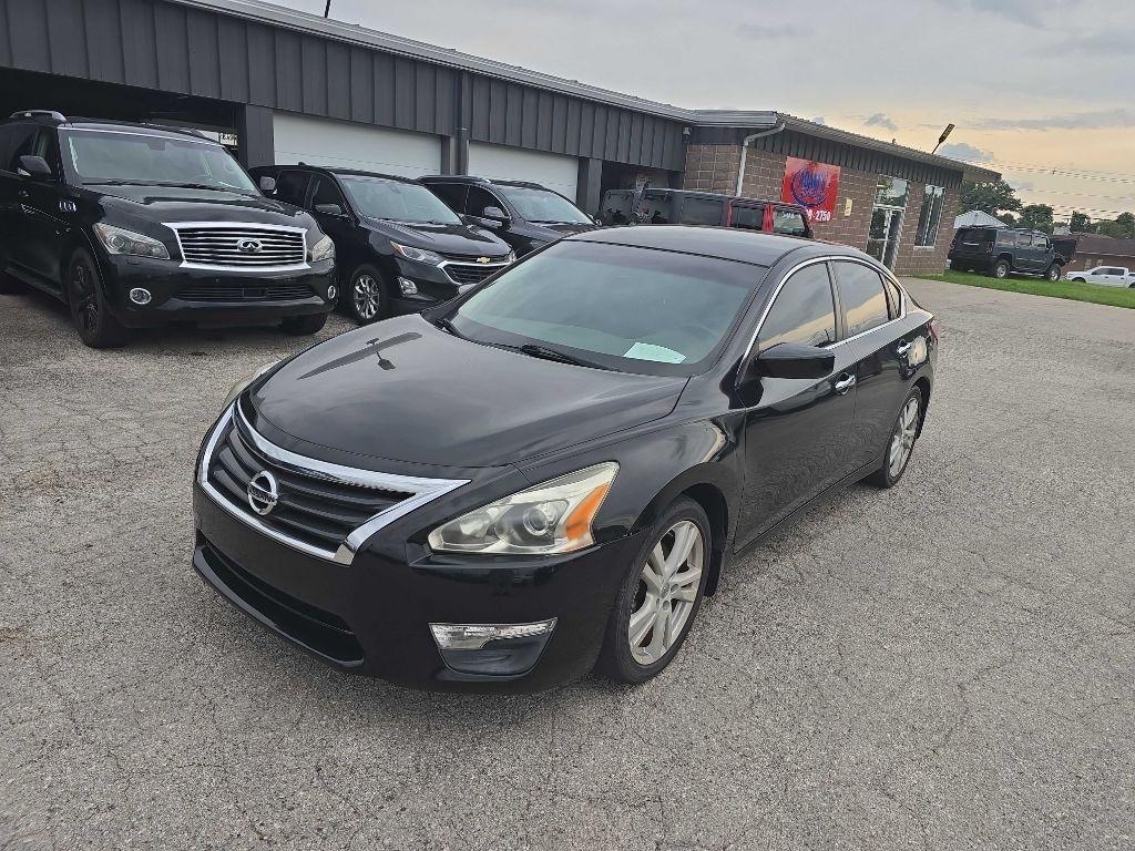 Nissan Altima 4dr Sdn V6 3.5 S 2013