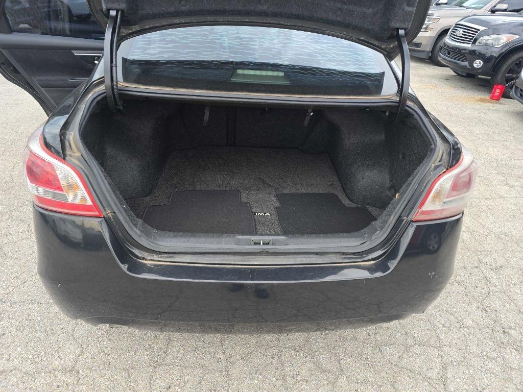 Nissan Altima 4dr Sdn V6 3.5 S 2013