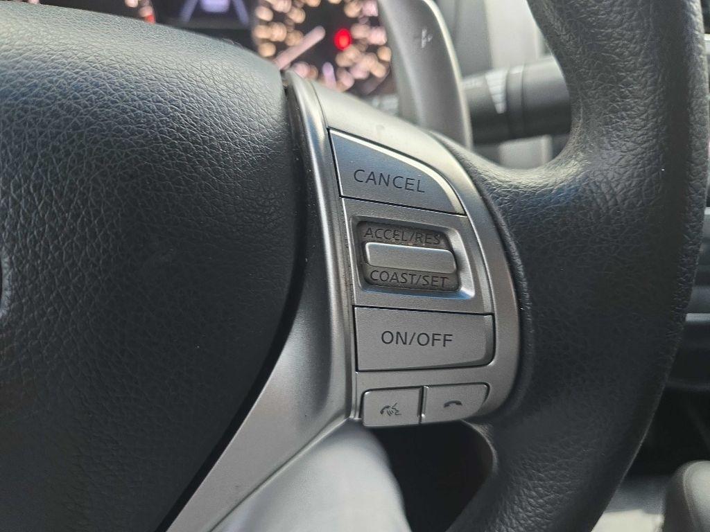 Nissan Altima 4dr Sdn V6 3.5 S 2013