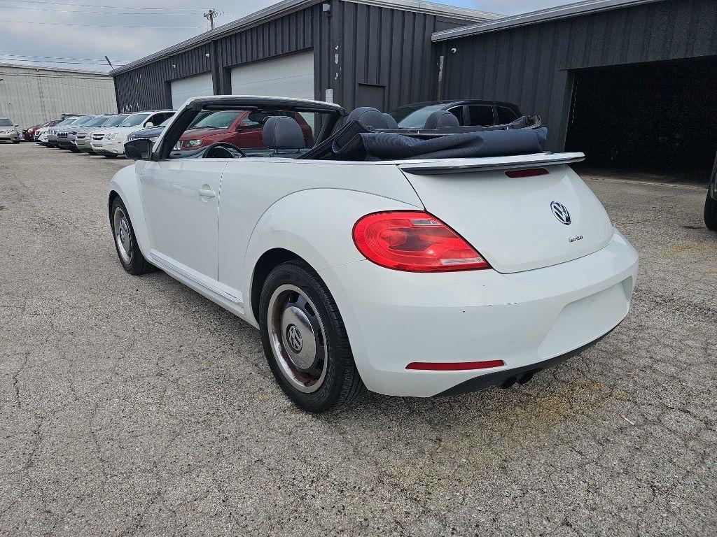 Volkswagen Beetle Convertible 2dr Auto 1.8T S 2016
