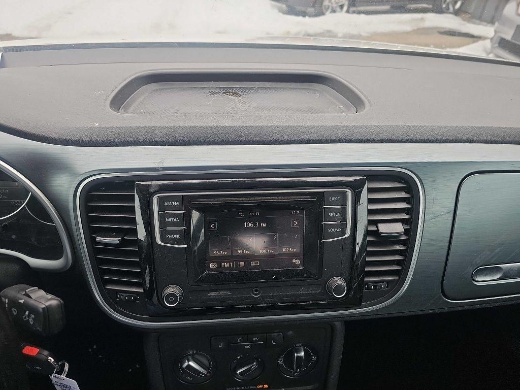 Volkswagen Beetle Convertible 2dr Auto 1.8T S 2016