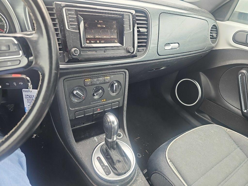 Volkswagen Beetle Convertible 2dr Auto 1.8T S 2016