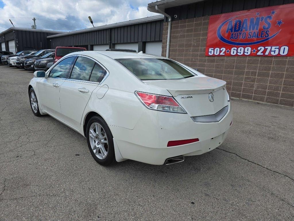 Acura TL 6-Speed AT with Tech Package 2010