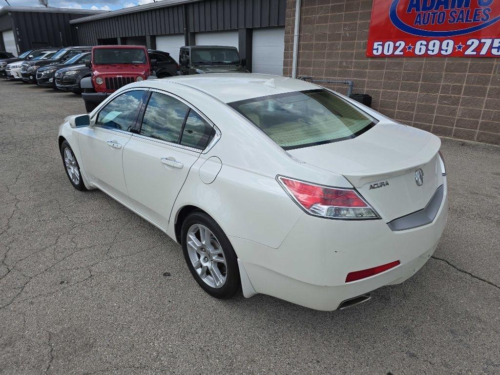 Acura TL 6-Speed AT with Tech Package 2010
