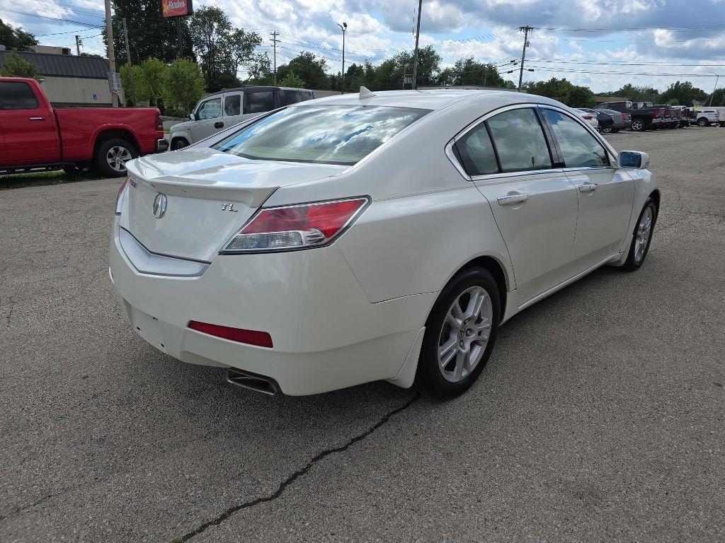Acura TL 6-Speed AT with Tech Package 2010