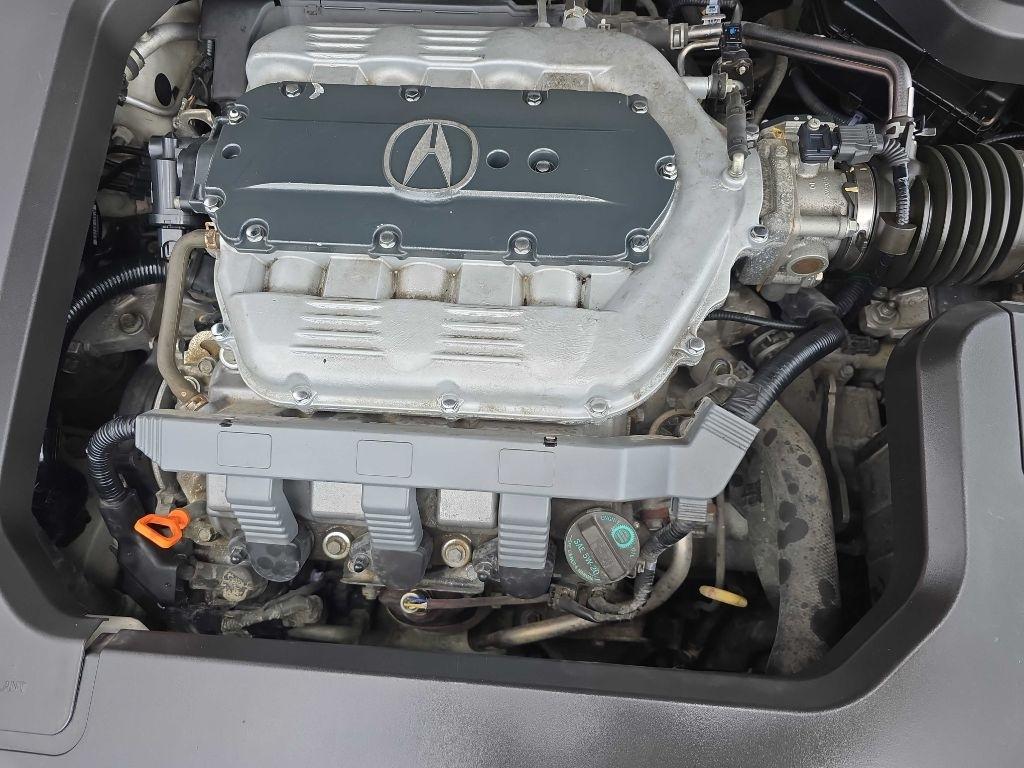 Acura TL 6-Speed AT with Tech Package 2010