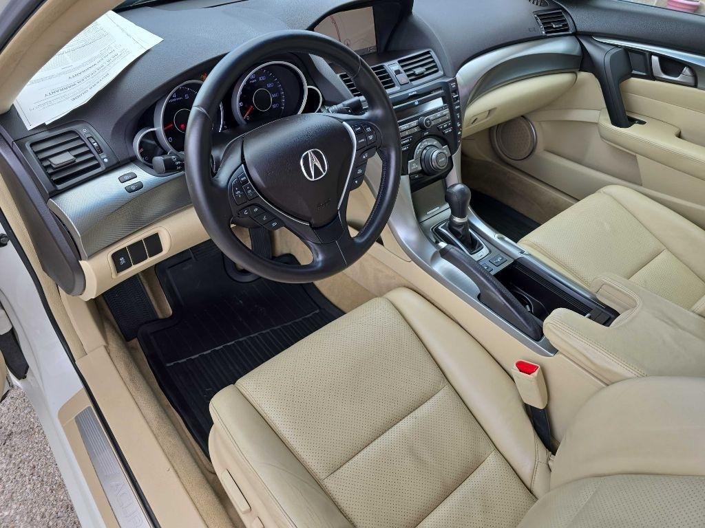 Acura TL 6-Speed AT with Tech Package 2010