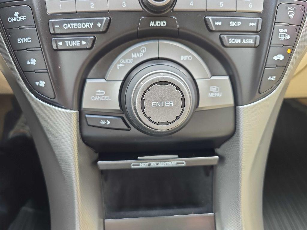 Acura TL 6-Speed AT with Tech Package 2010