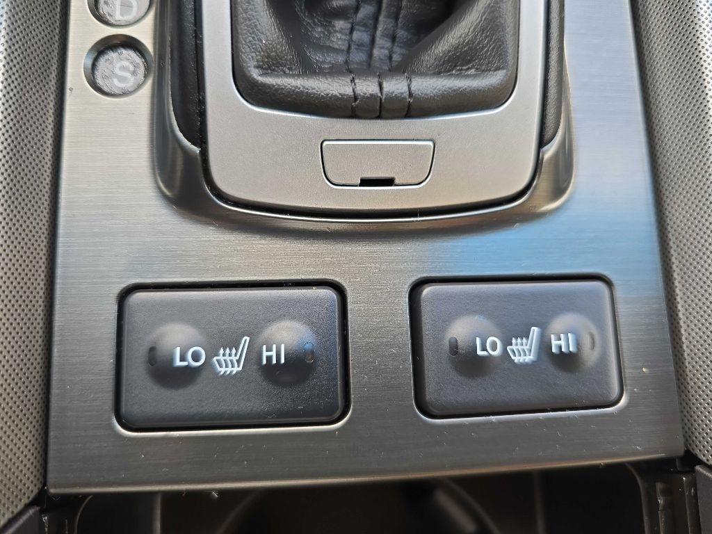 Acura TL 6-Speed AT with Tech Package 2010
