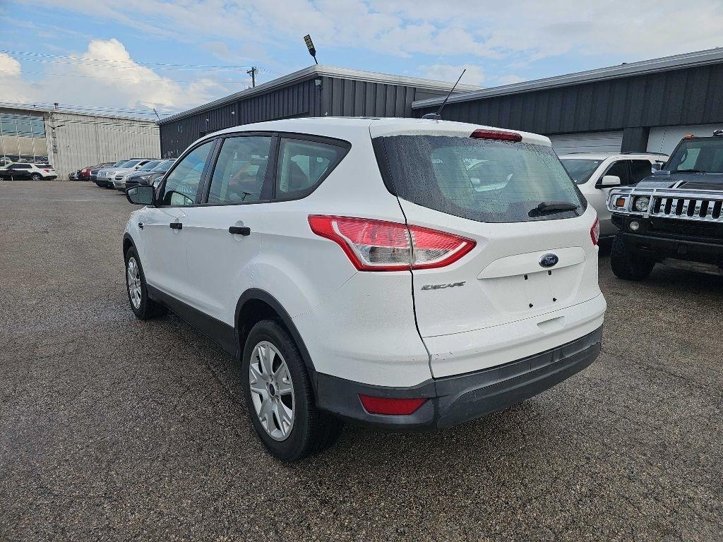 Ford Escape FWD 4dr S 2013