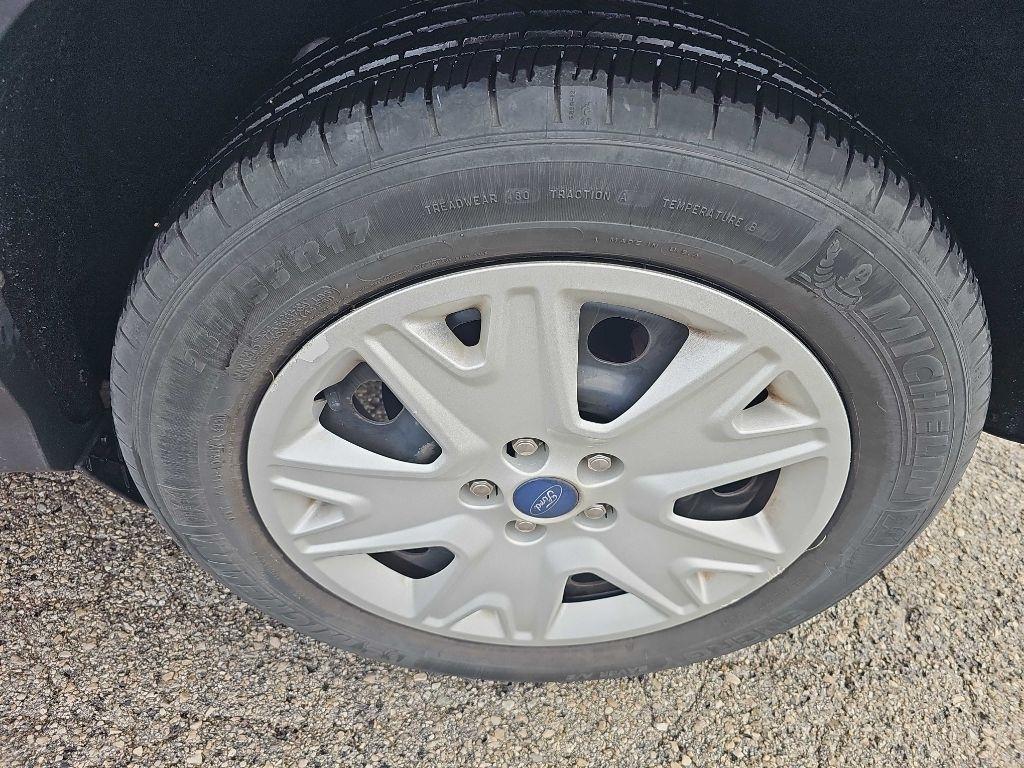 Ford Escape FWD 4dr S 2013