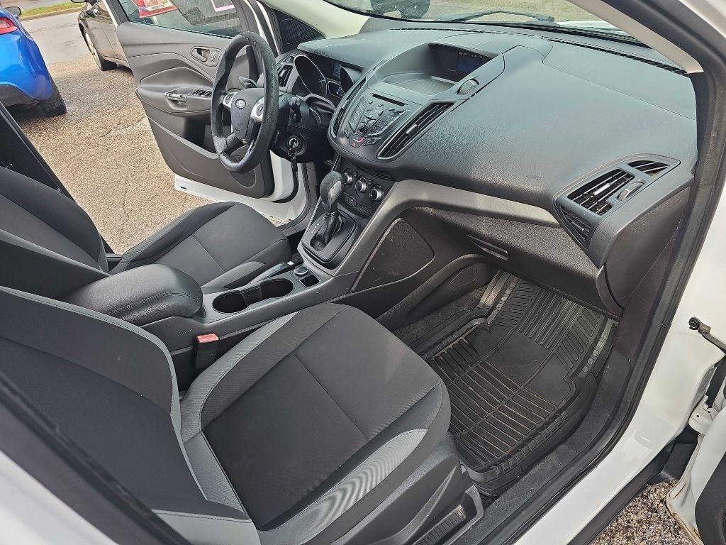 Ford Escape FWD 4dr S 2013