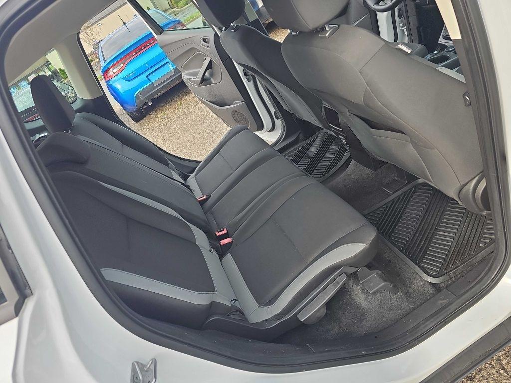 Ford Escape FWD 4dr S 2013