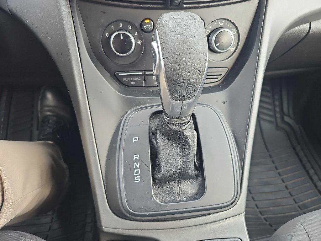 Ford Escape FWD 4dr S 2013