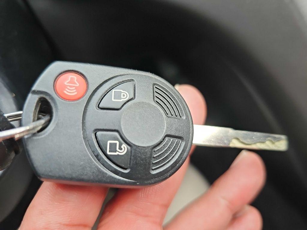 Ford Escape FWD 4dr S 2013