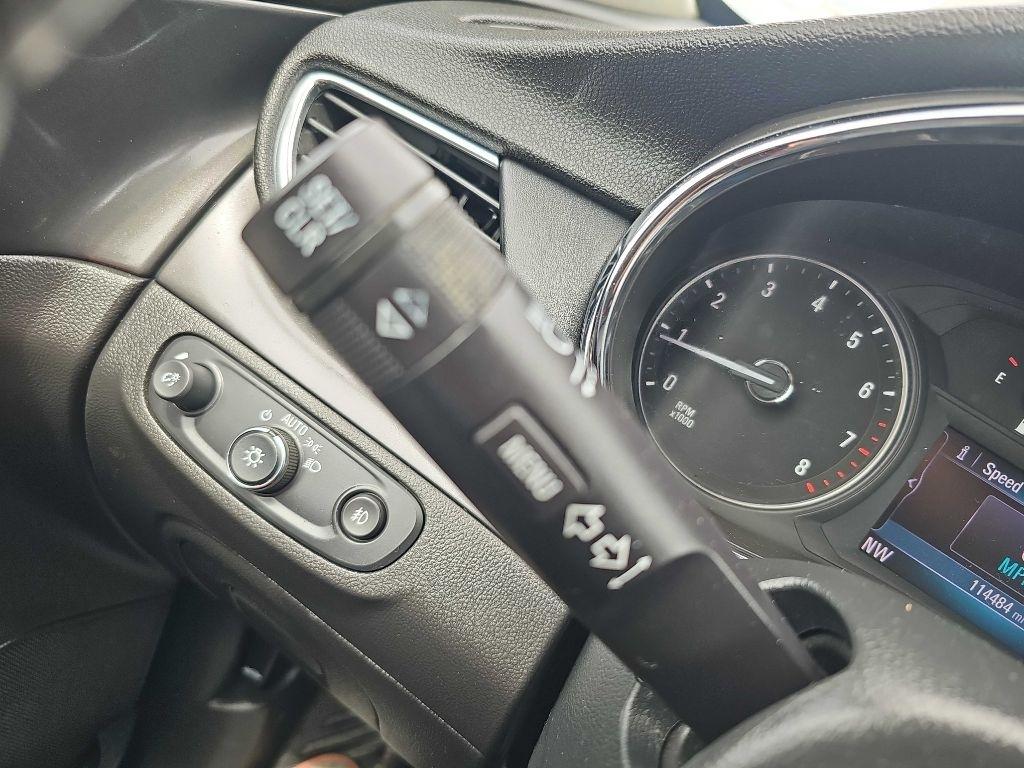 Buick Encore FWD 4dr Sport Touring 2020