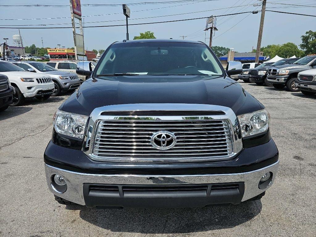 Toyota Tundra 4WD Truck CrewMax 5.7L FFV V8 6-Spd AT Platinum (Natl) 2013