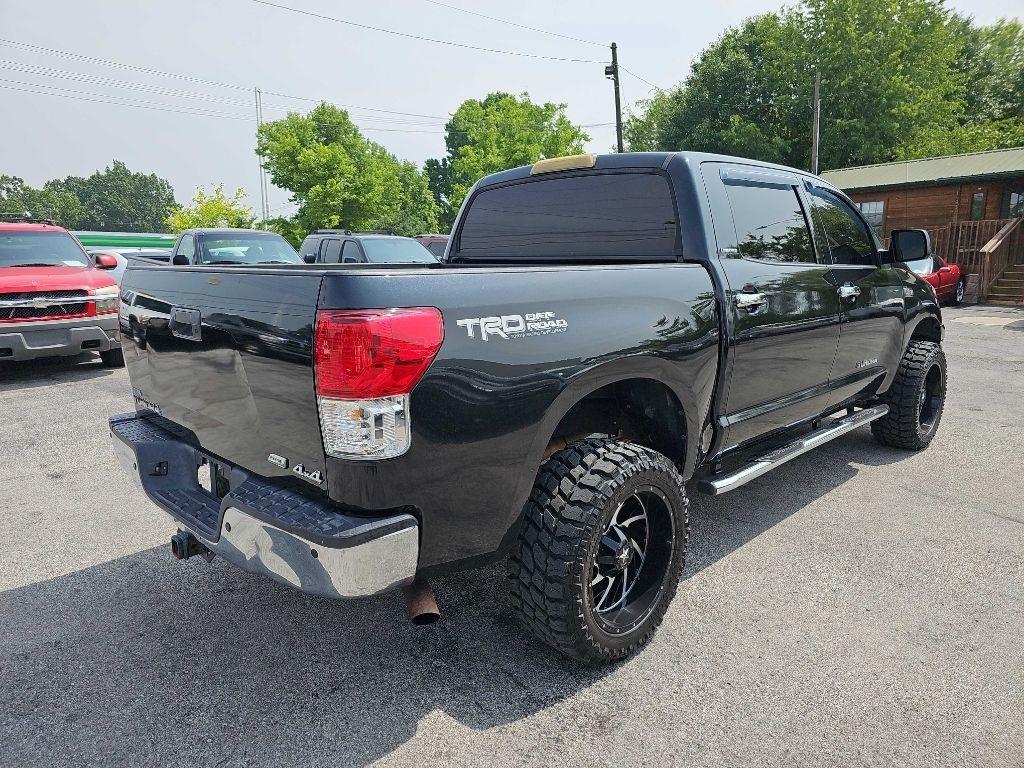 Toyota Tundra 4WD Truck CrewMax 5.7L FFV V8 6-Spd AT Platinum (Natl) 2013