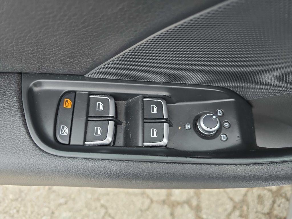 Audi A3 4dr Sdn quattro 2.0T Premium Plus 2016