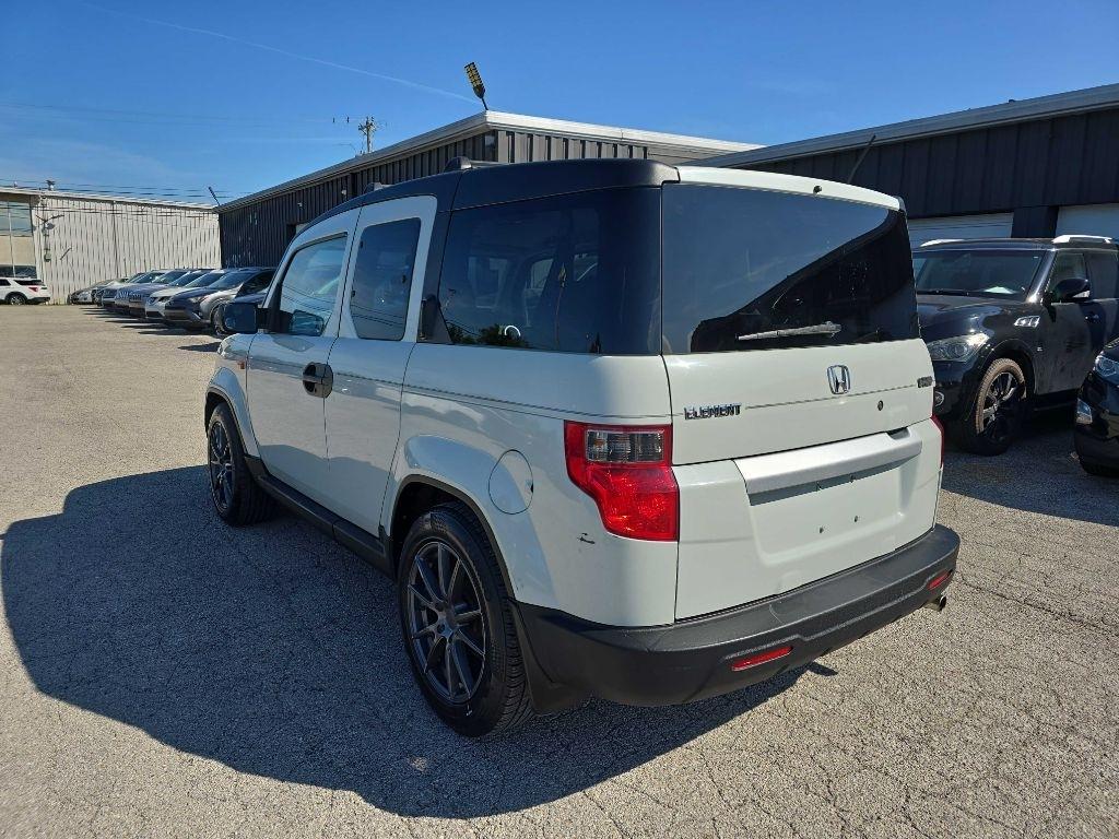 Honda Element  2010