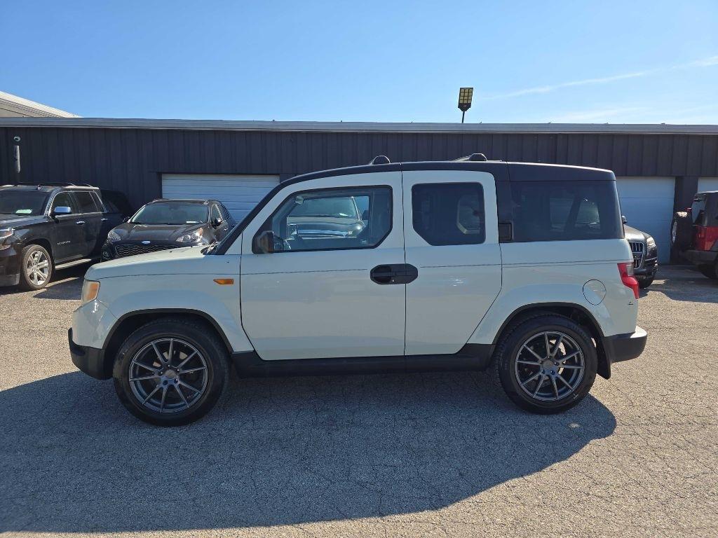 Honda Element  2010