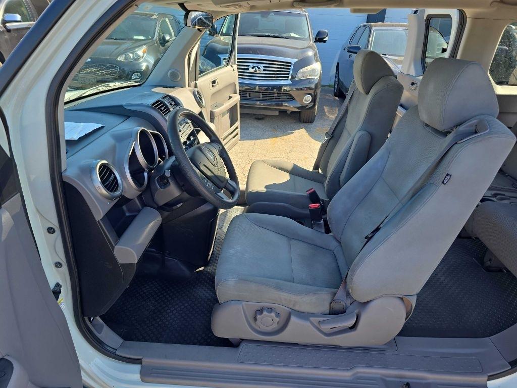 Honda Element  2010