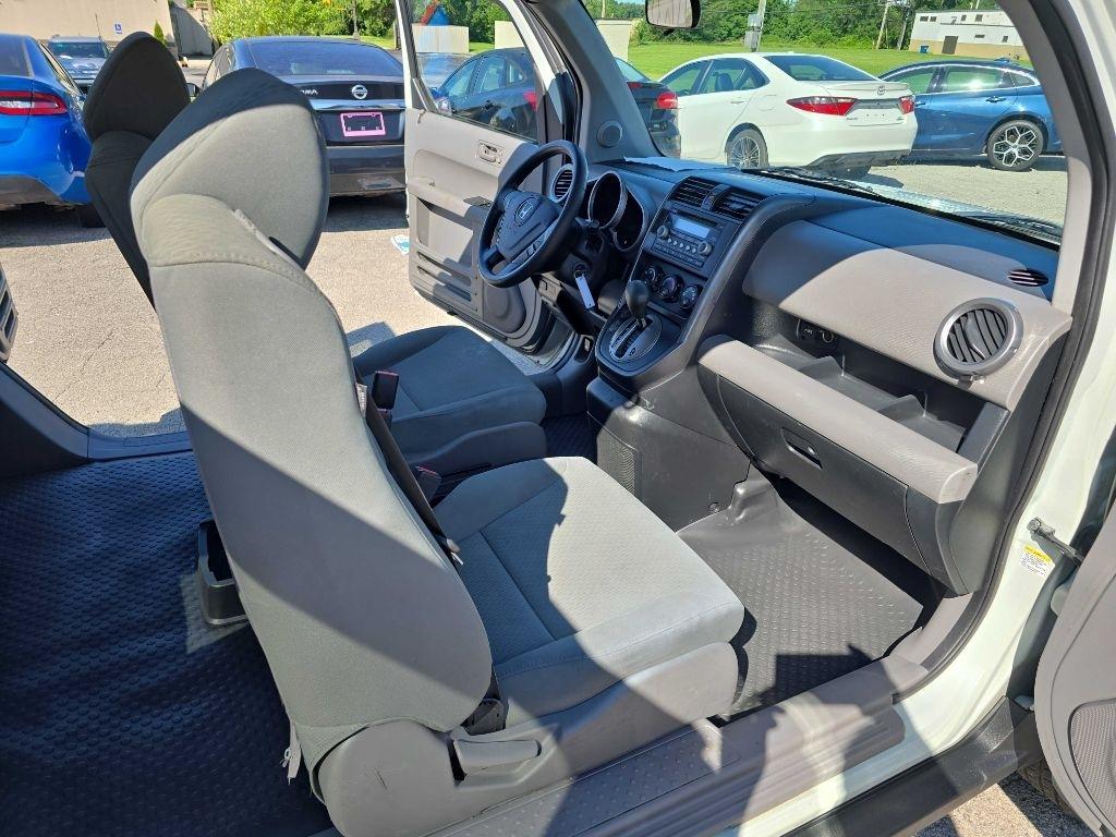 Honda Element  2010