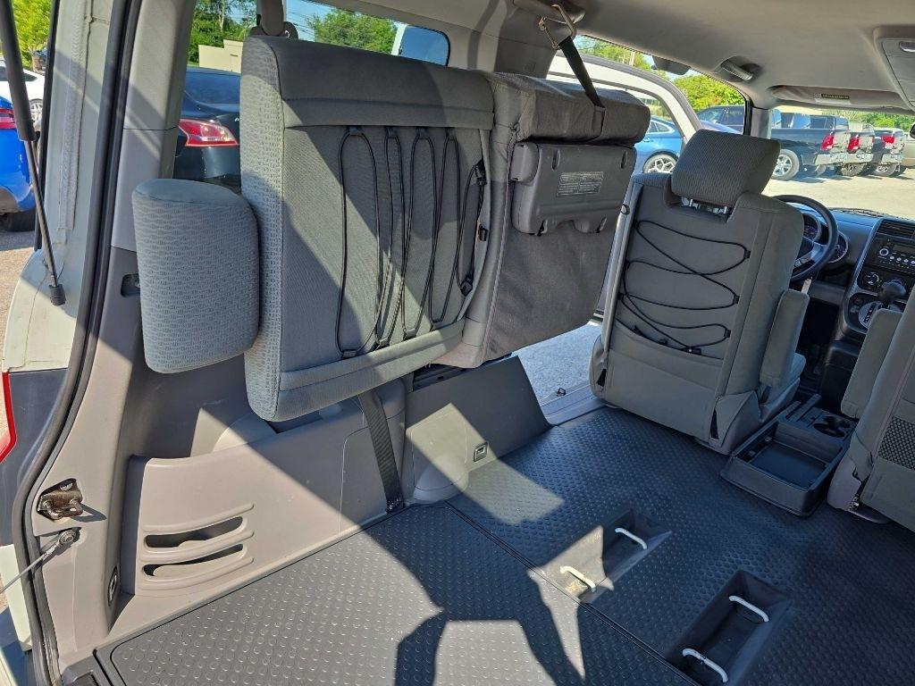 Honda Element  2010
