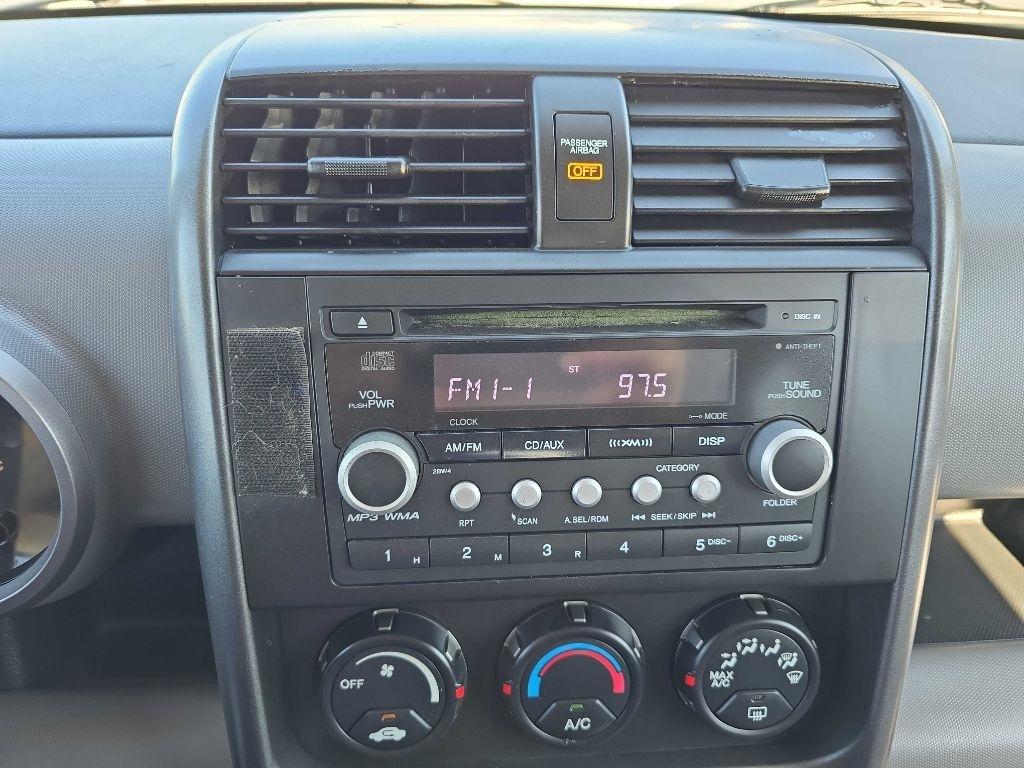 Honda Element  2010