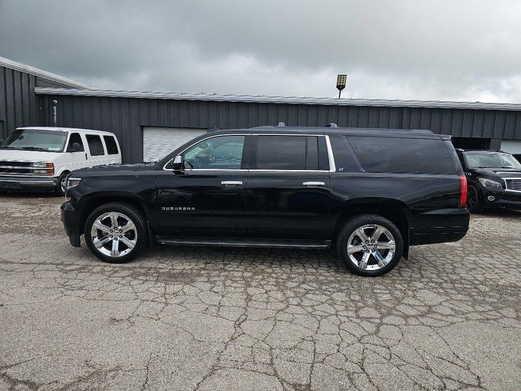 Chevrolet Suburban 4WD 4dr LT 2015