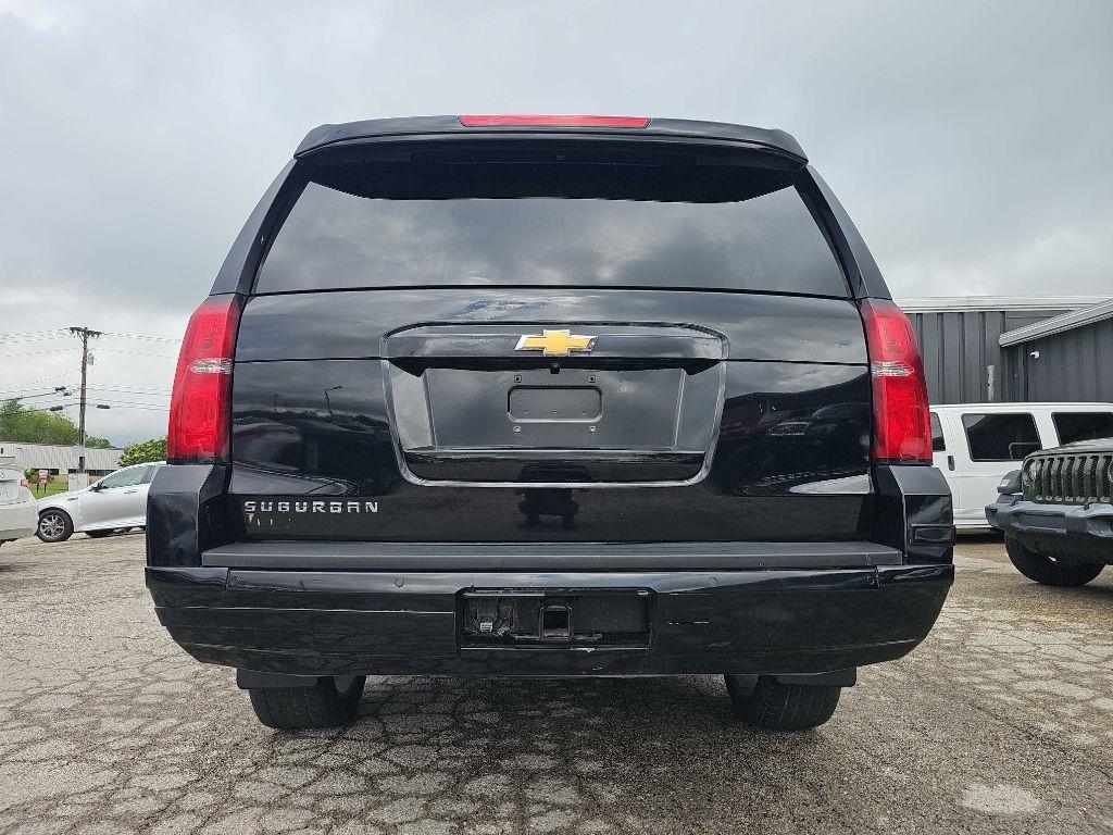 Chevrolet Suburban 4WD 4dr LT 2015