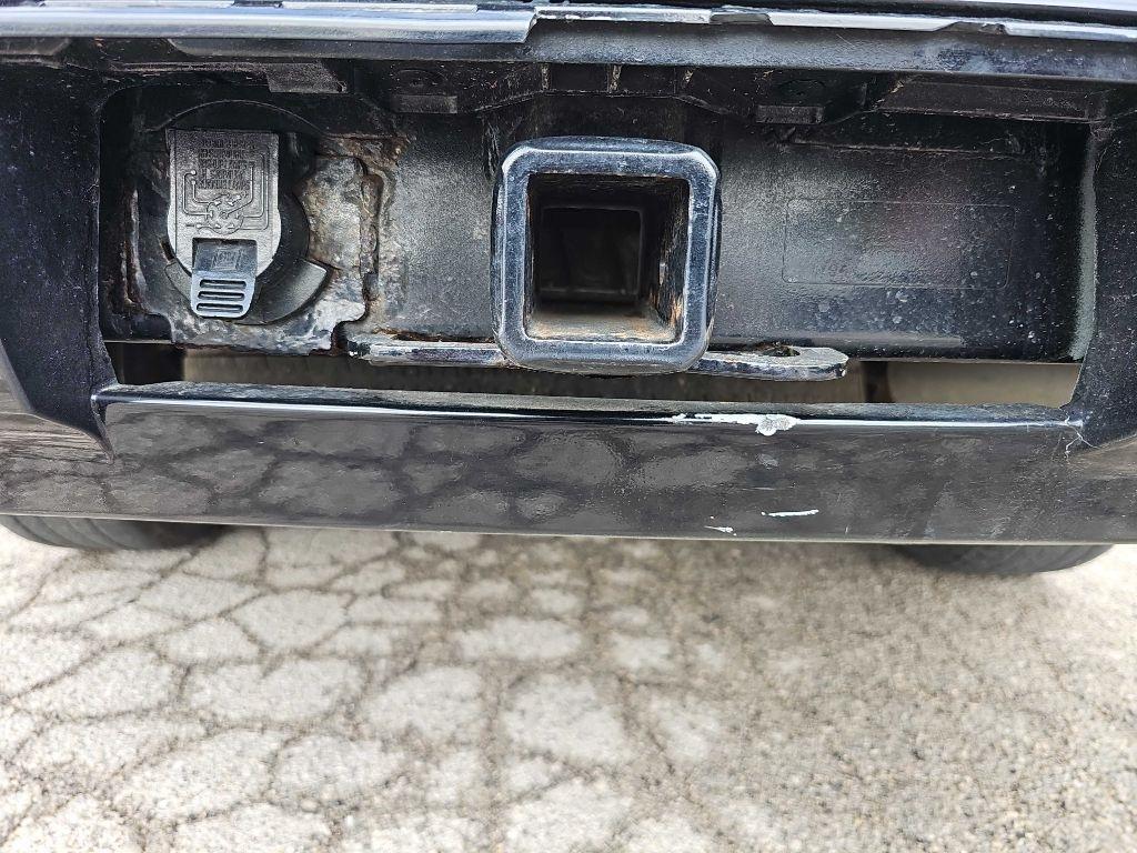 Chevrolet Suburban 4WD 4dr LT 2015