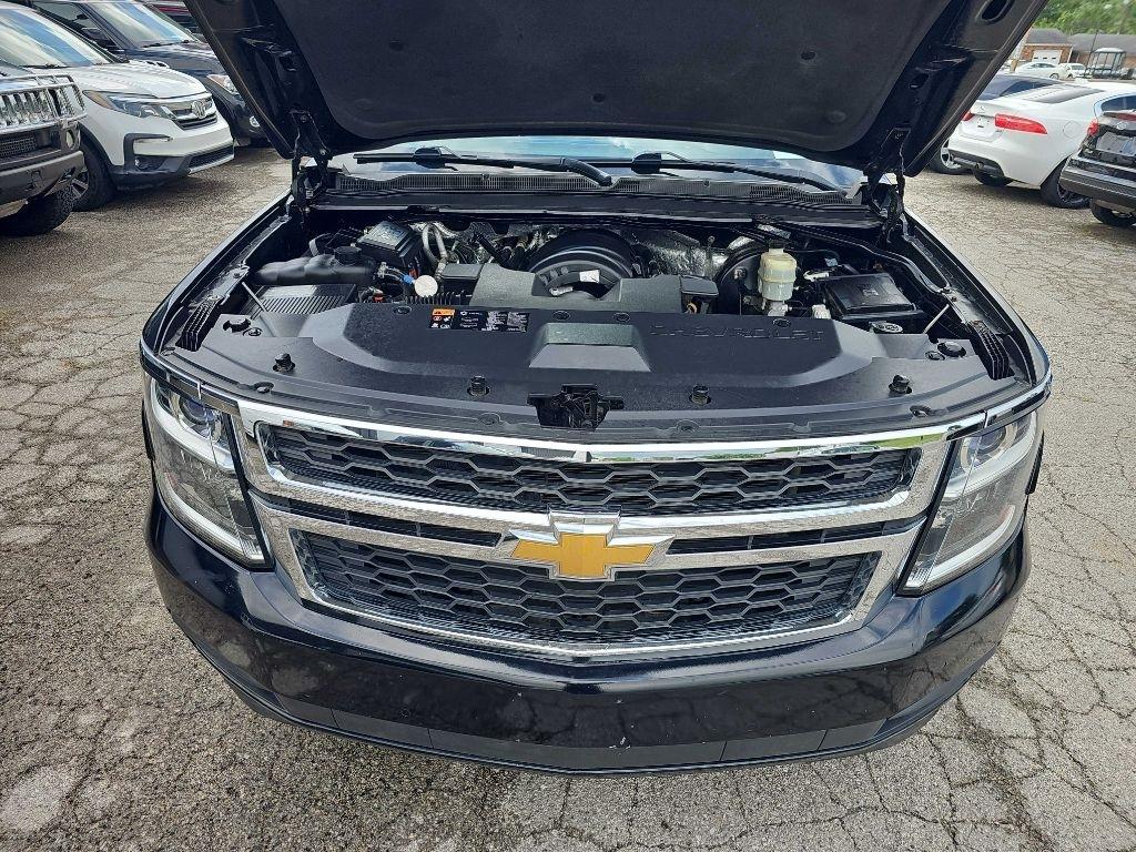 Chevrolet Suburban 4WD 4dr LT 2015