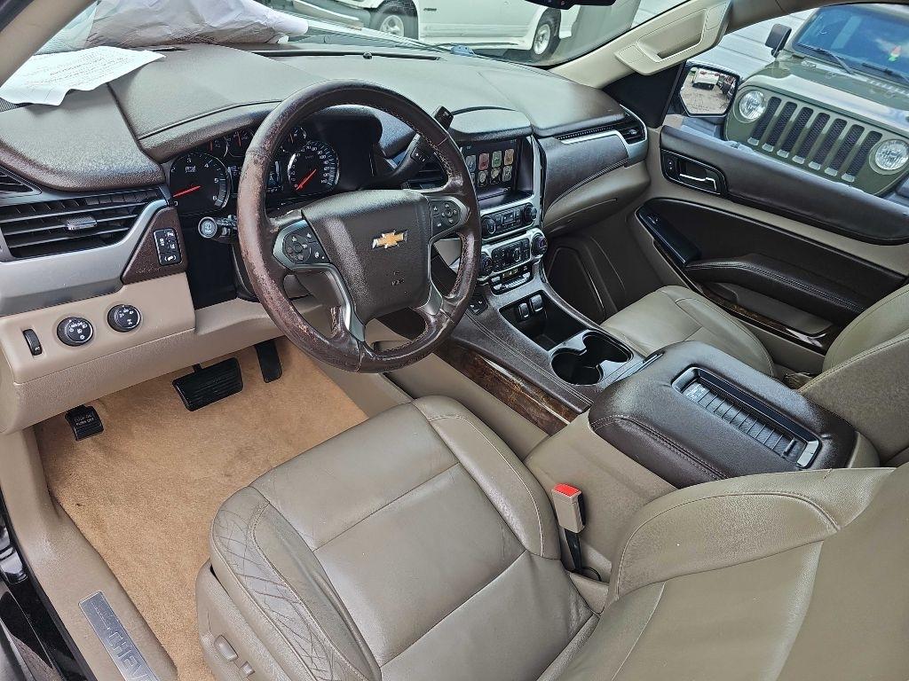 Chevrolet Suburban 4WD 4dr LT 2015