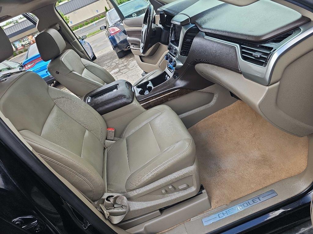 Chevrolet Suburban 4WD 4dr LT 2015