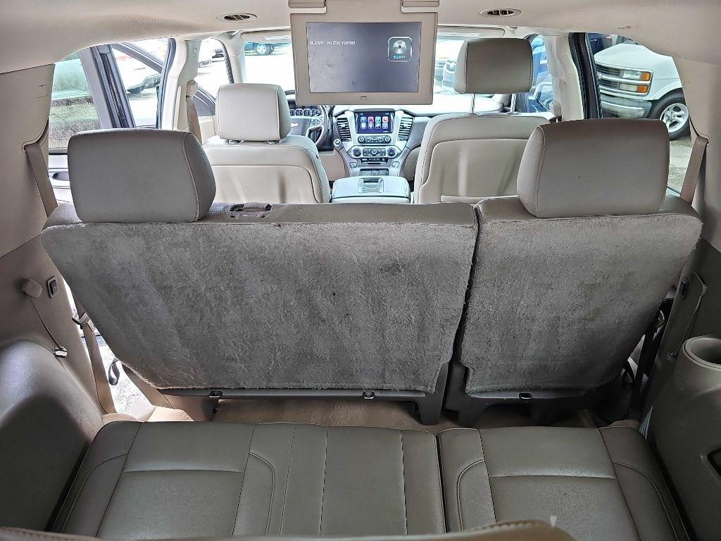 Chevrolet Suburban 4WD 4dr LT 2015