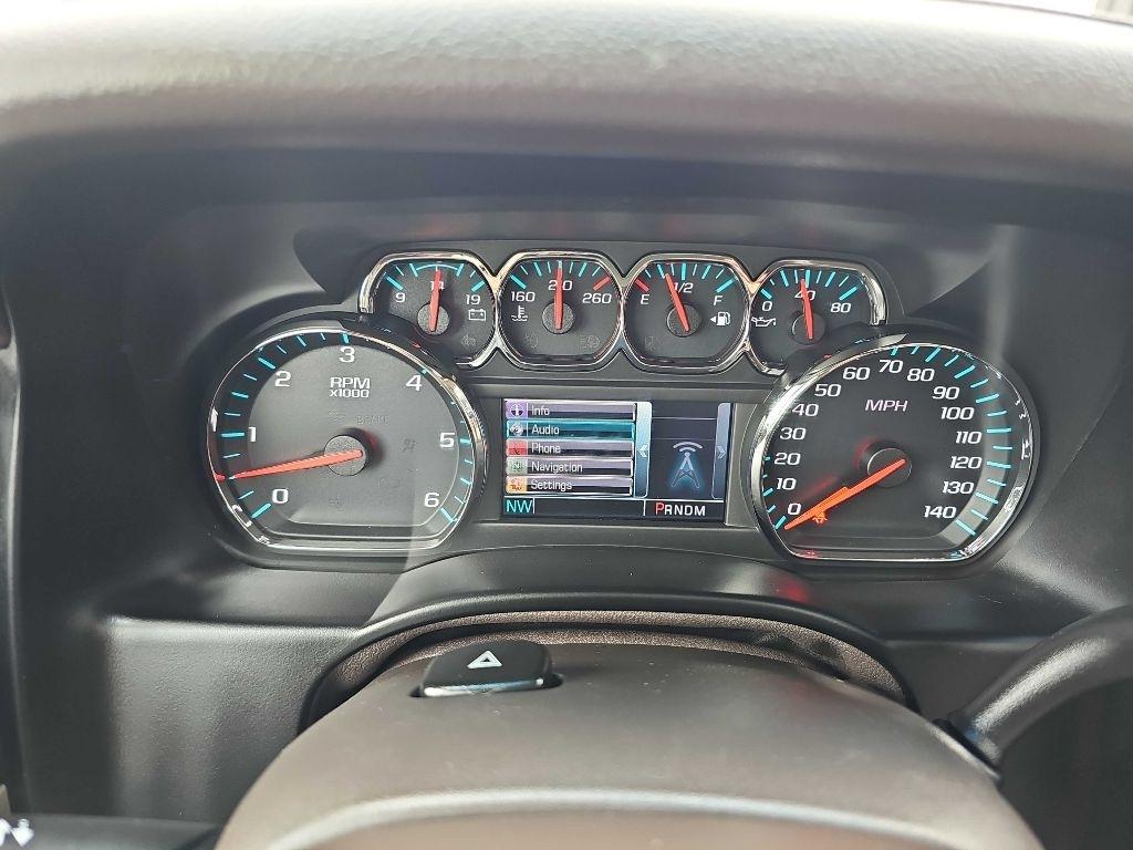 Chevrolet Suburban 4WD 4dr LT 2015