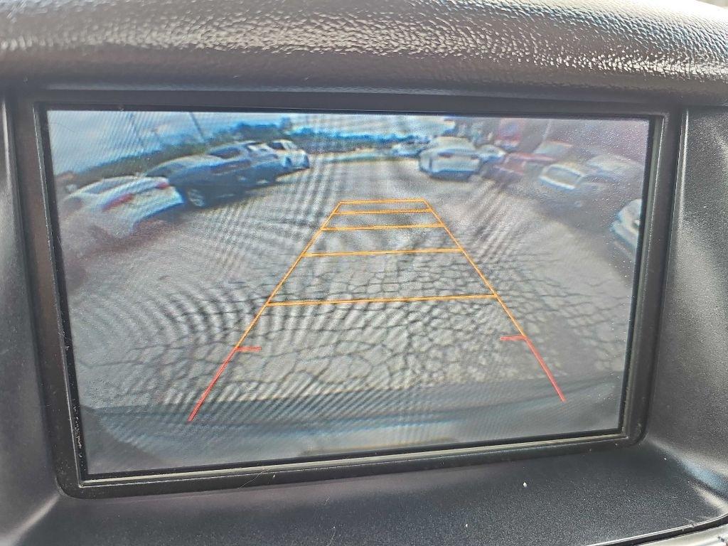 Chevrolet Suburban 4WD 4dr LT 2015