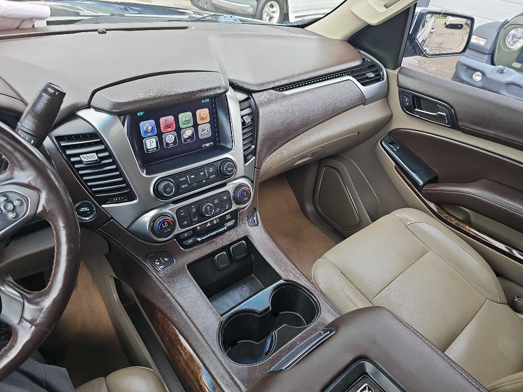 Chevrolet Suburban 4WD 4dr LT 2015