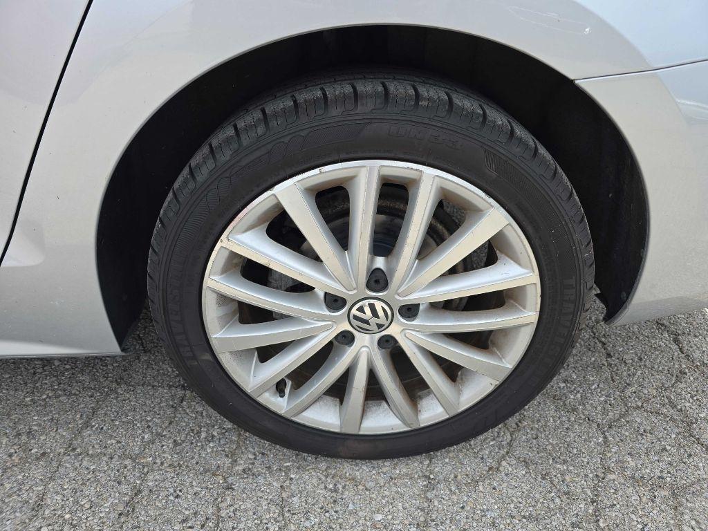 Volkswagen Jetta Sedan  2014