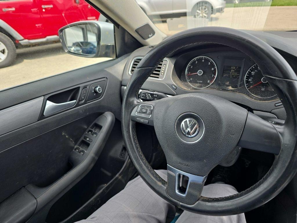 Volkswagen Jetta Sedan  2014