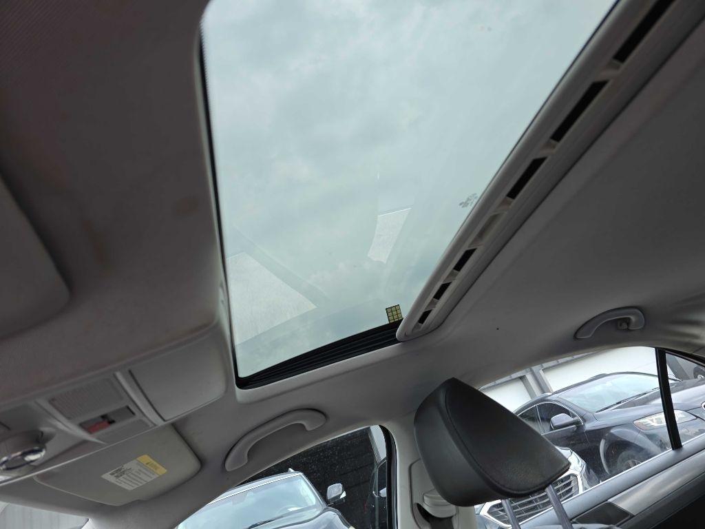 Volkswagen Jetta Sedan  2014